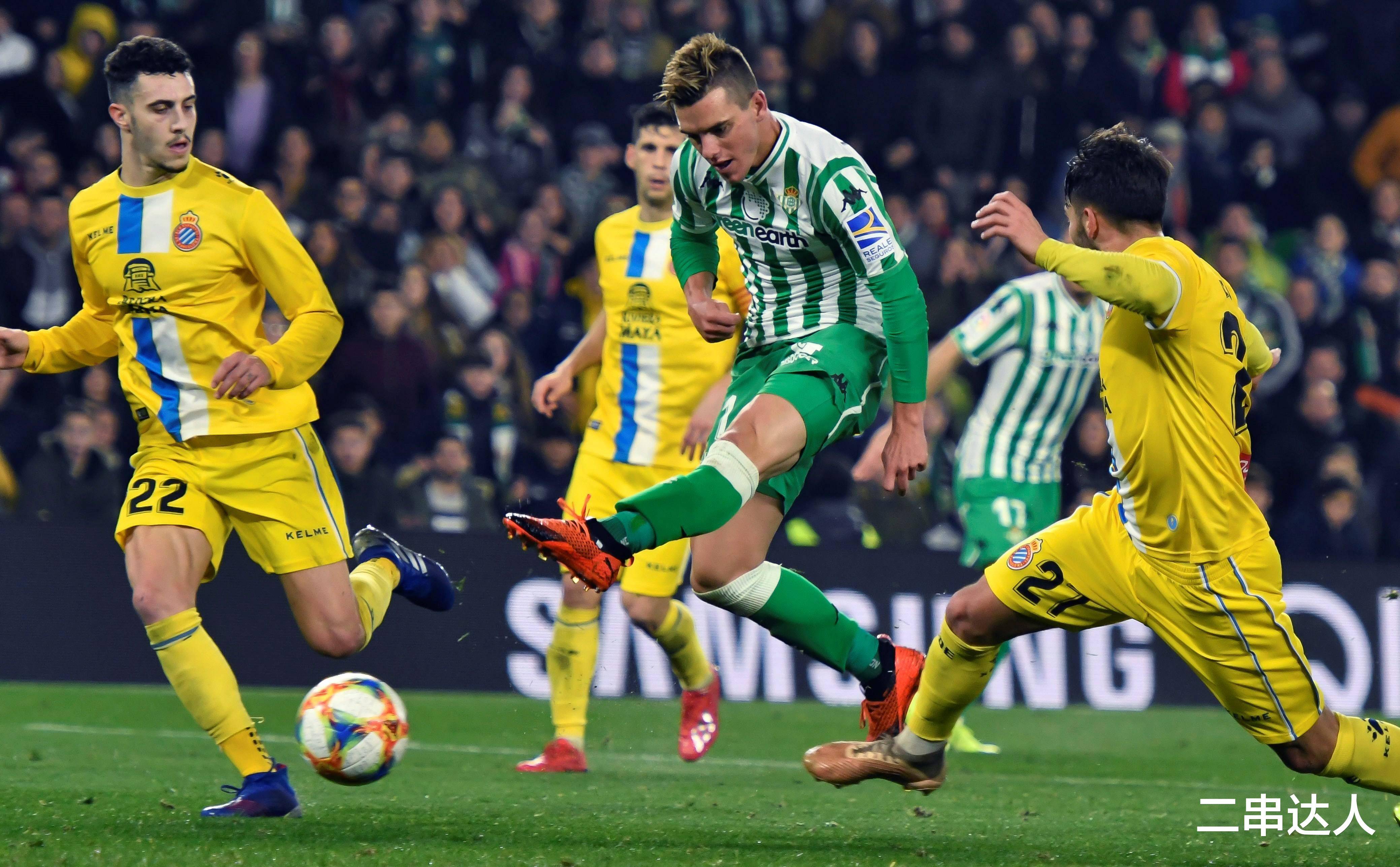 九游旧版本下载链接包含赛前体能课后，比利亚雷亚尔状态回暖备战社区盾，更衣室稳定，数据趋势出现新变化的词条