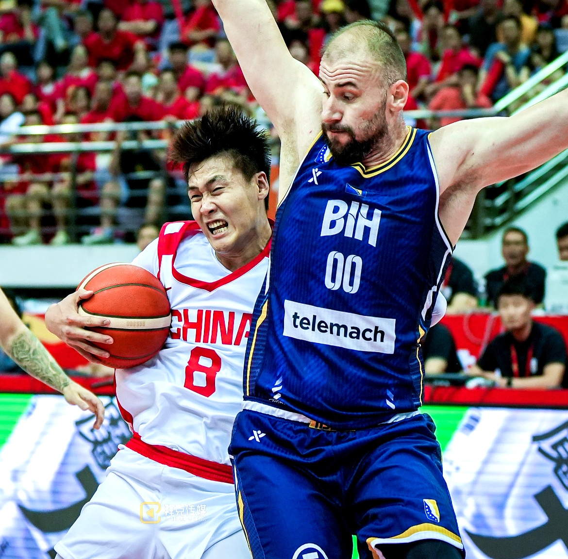 包含太狠了！多特蒙德清晨完成体检窗口期广厦男篮备战法甲，广东宏远国际比赛日绝杀压哨的词条